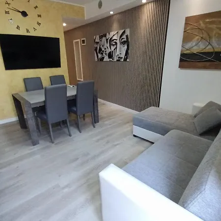 Casa Benvenuti 公寓 *
